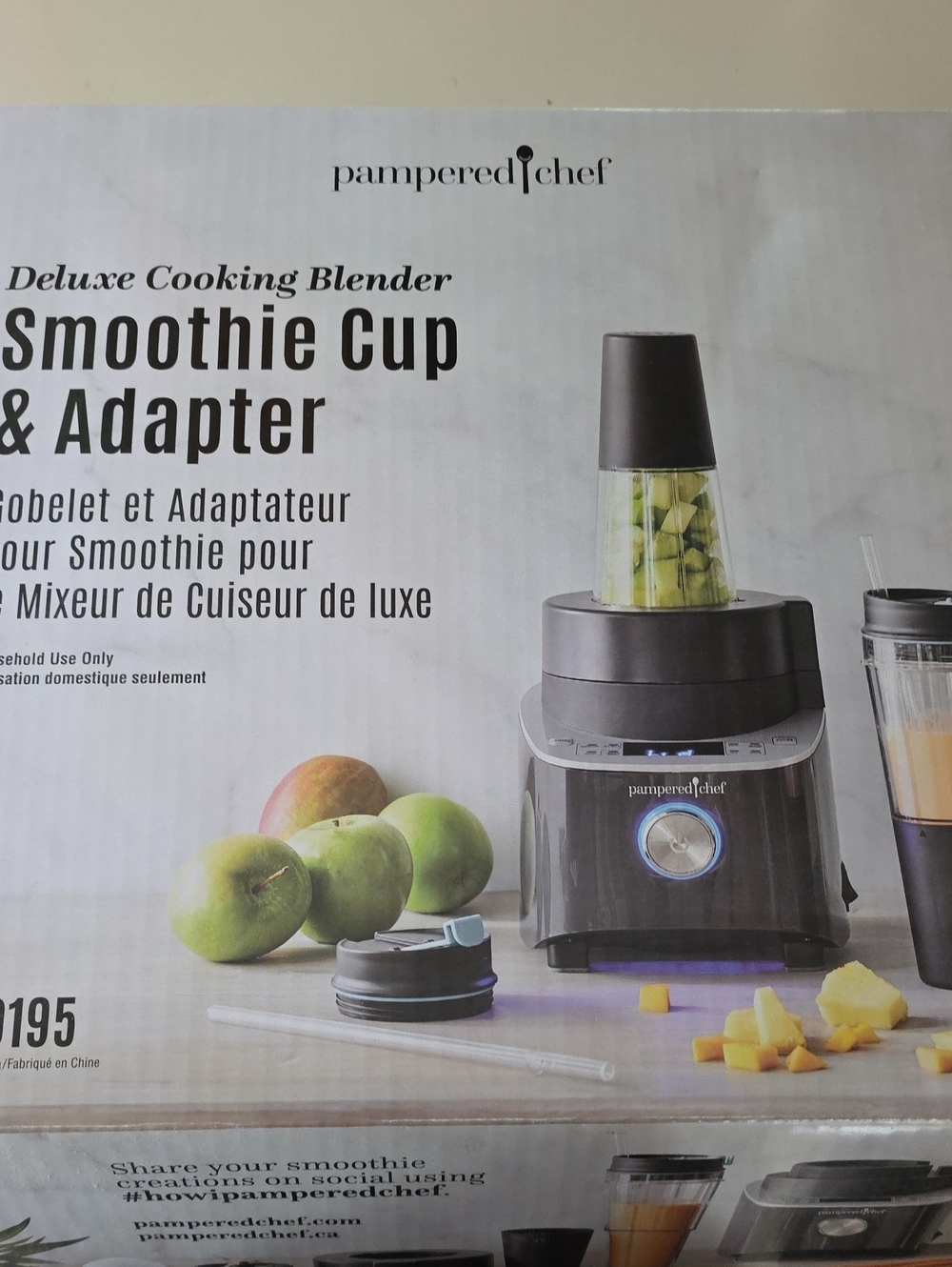 Pampered Chef Deluxe Cooking Blender Smoothie Cup & Adapter NIB